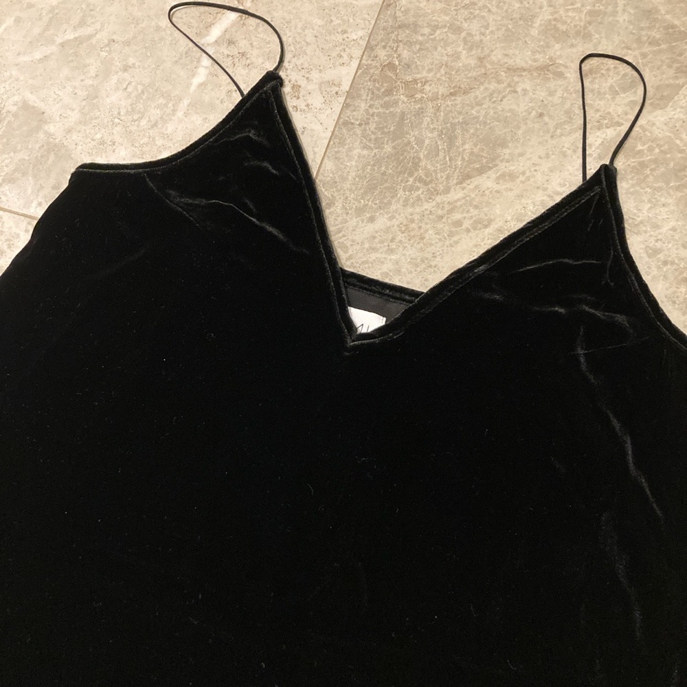Black velvet tank!